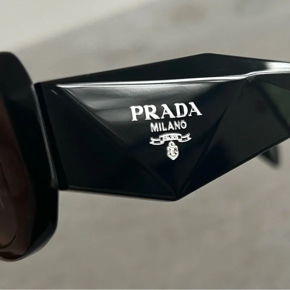 Prada PR 17WS 1AB5SO Runway Symbole Rectangular Sunglasses, Black/Dark Grey NWT - Picture 12 of 17
